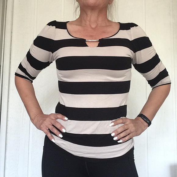 WHITE HOUSE BLACK MARKET STRIPED JERSEY TEE SHIRT SMALL - Picture 4 of 15